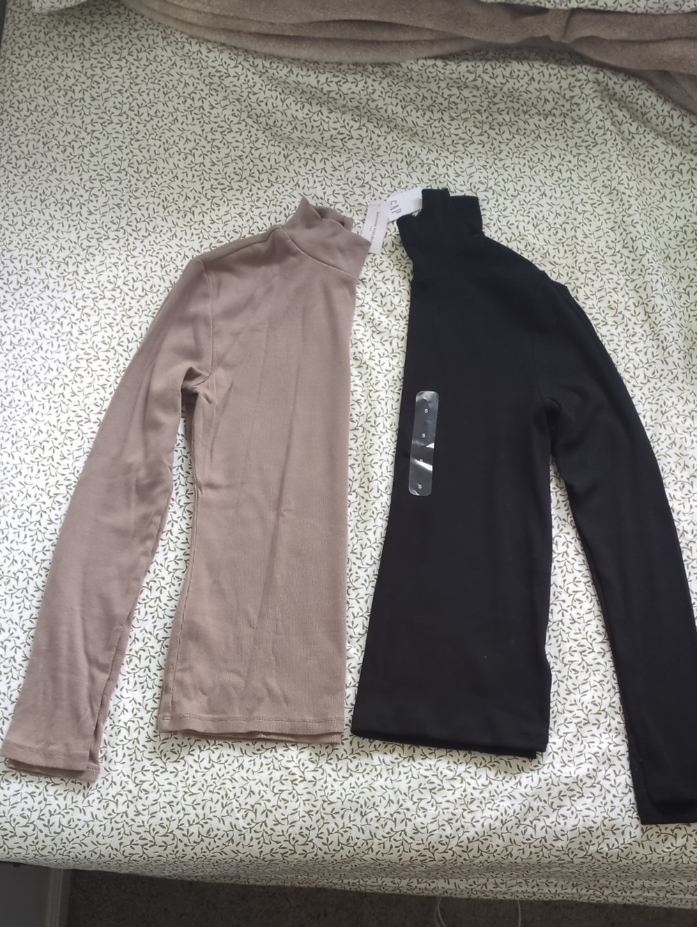 NWT Banana Republic Taupe and GAP Black Long Sleeve Turtlenecks